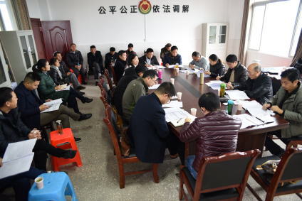 早謀劃、早部署、早行動，扎實(shí)做好2018年脫貧規(guī)劃工作
