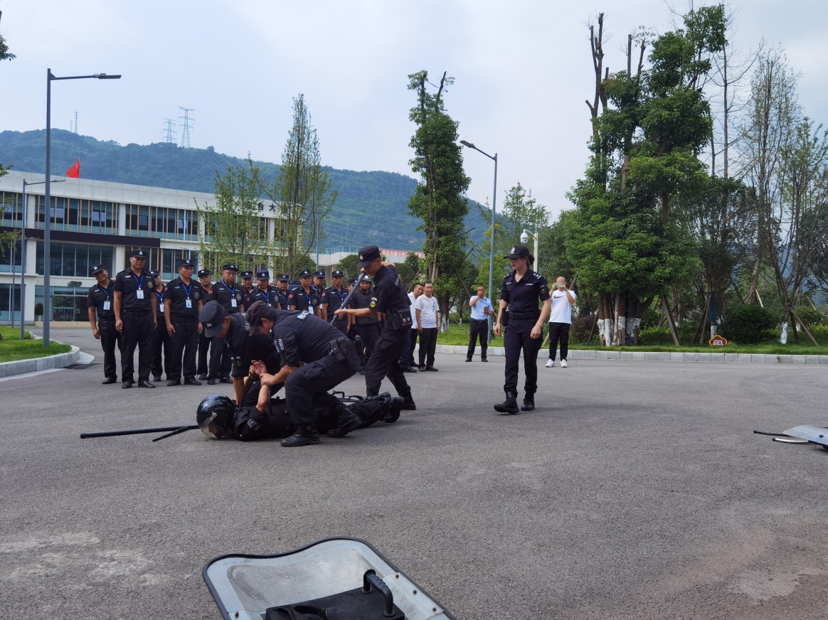警企聯(lián)動(dòng) 共筑安全防線(xiàn)