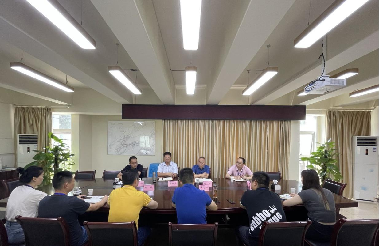 集團公司領(lǐng)導到臨港公司開展調(diào)研